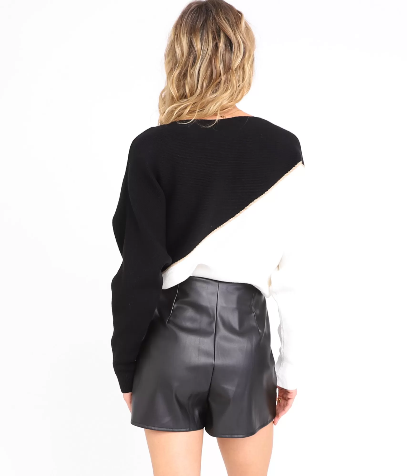 EDJI Shorts*Jupe short en simili Charlotte